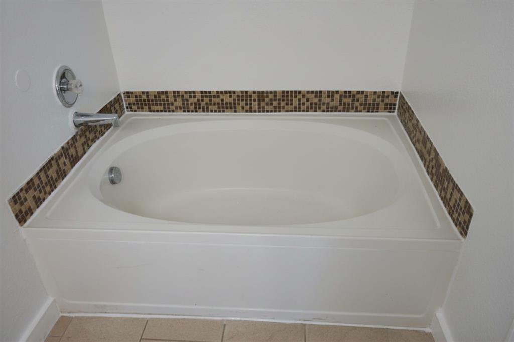 4929 Creek Ridge Trail Property Photo 16