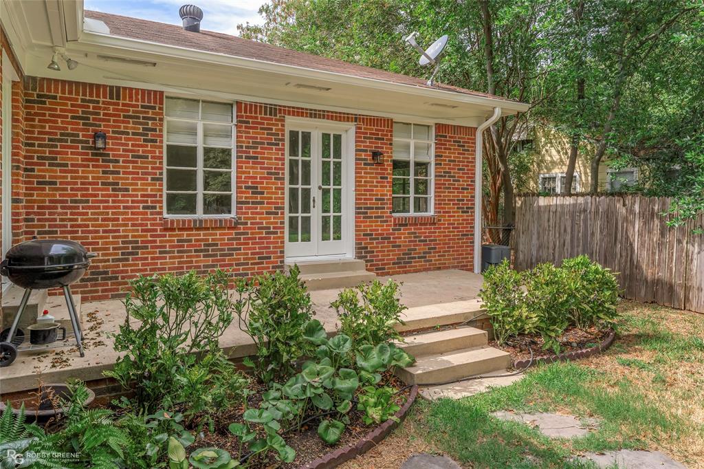 123 Ardmore Avenue Property Photo 23