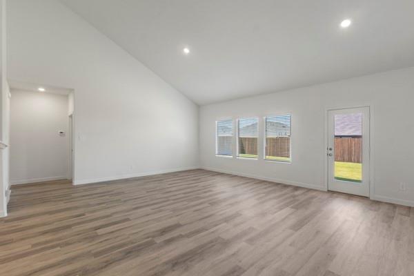 1563 Coldwater Way Property Photo 10