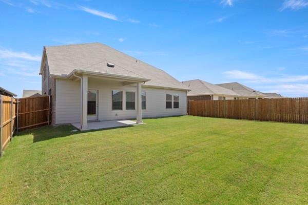 1563 Coldwater Way Property Photo 38