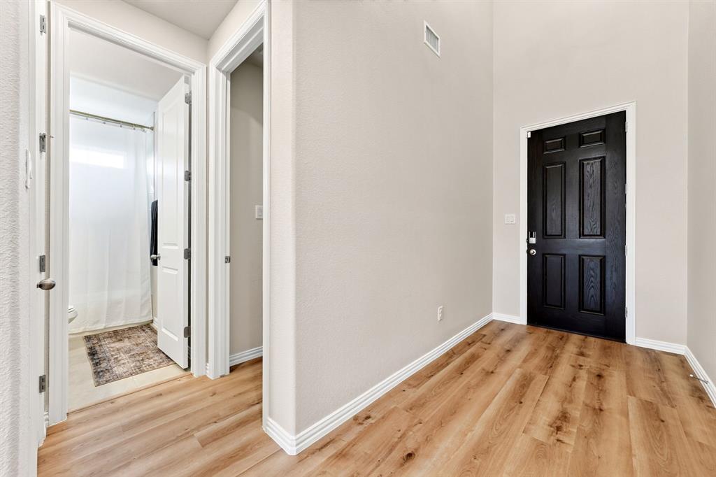 721 Kurrus Street Property Photo 13