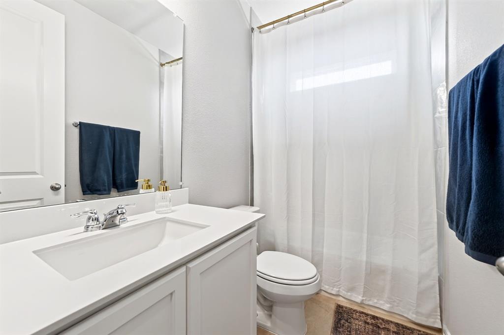 721 Kurrus Street Property Photo 14