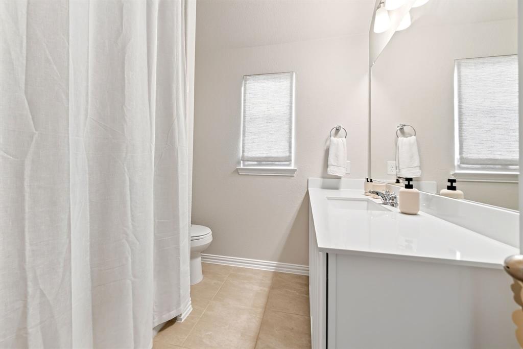 721 Kurrus Street Property Photo 22