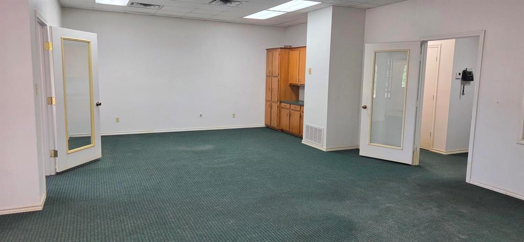101 Cedar Avenue Property Photo 6