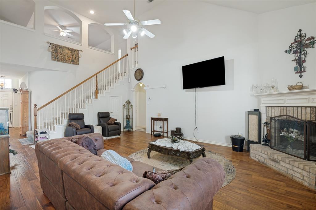 2213 Ranch Road Property Photo 4