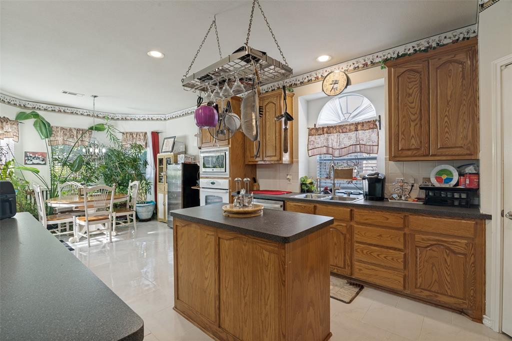 2213 Ranch Road Property Photo 10