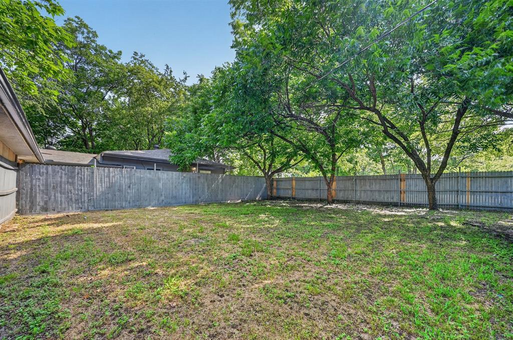 8323 Lapanto Lane Property Photo 16