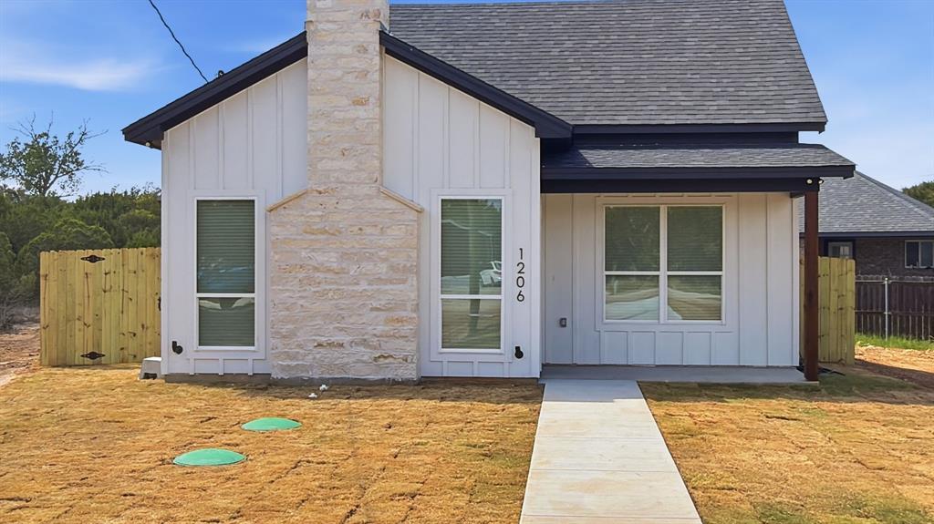 1206 Thicket Court Property Photo 1