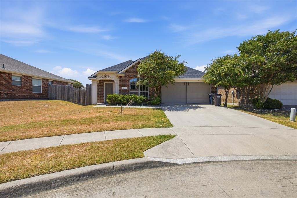6204 Granite Creek Drive Property Photo 3