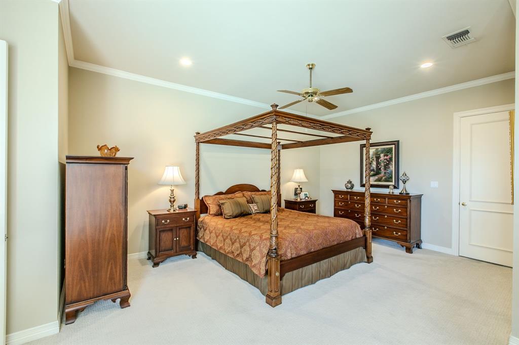 757 Village Green Drive Property Photo 15