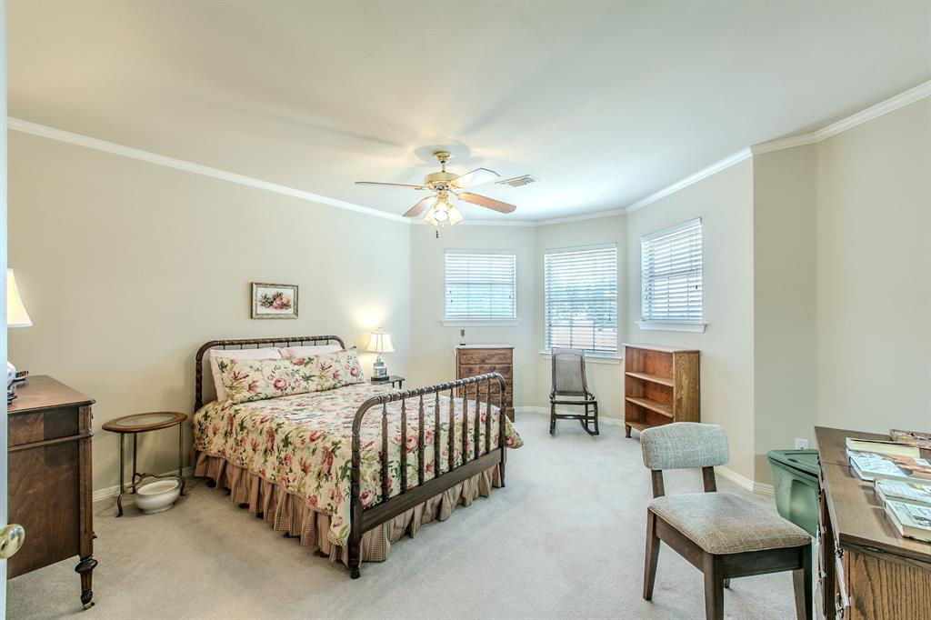 757 Village Green Drive Property Photo 24