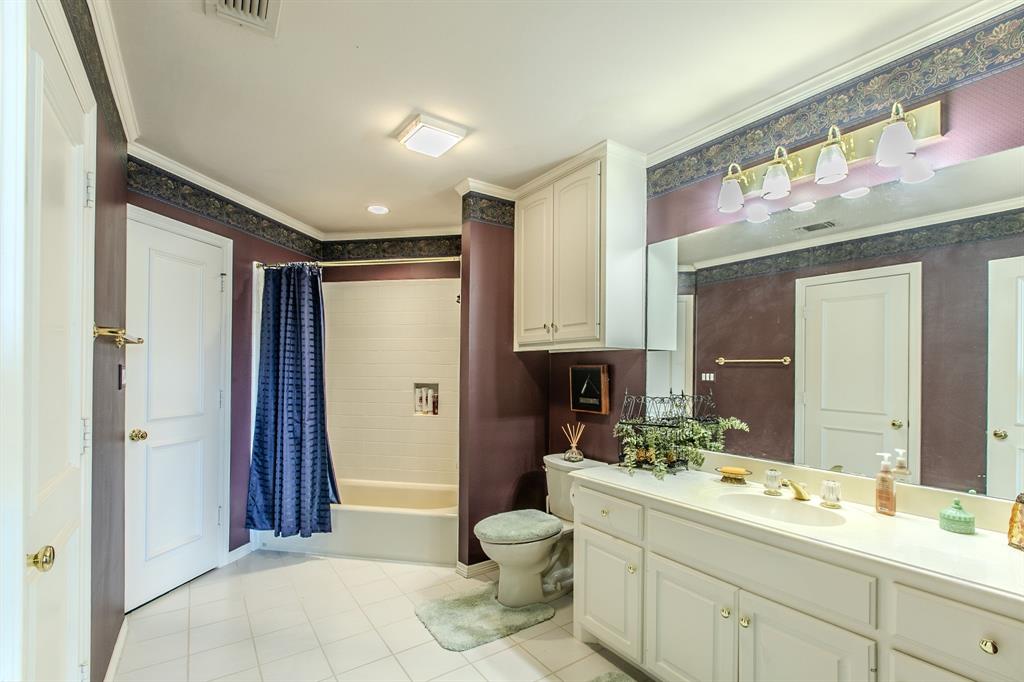 757 Village Green Drive Property Photo 26