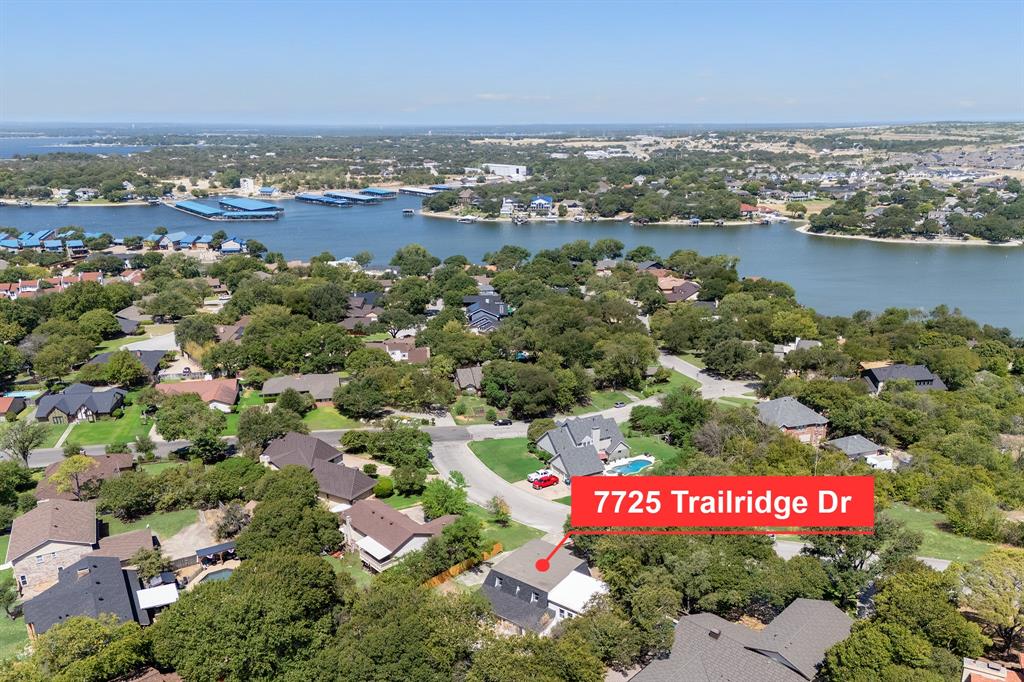7725 Trailridge Drive Property Photo 2