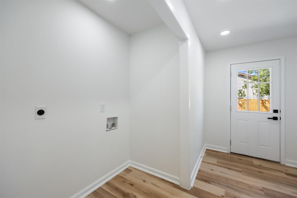 7725 Trailridge Drive Property Photo 23