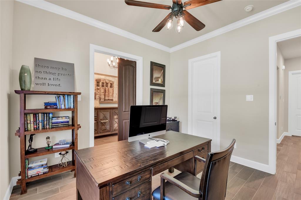 108 Falcon Crest Drive Property Photo 4