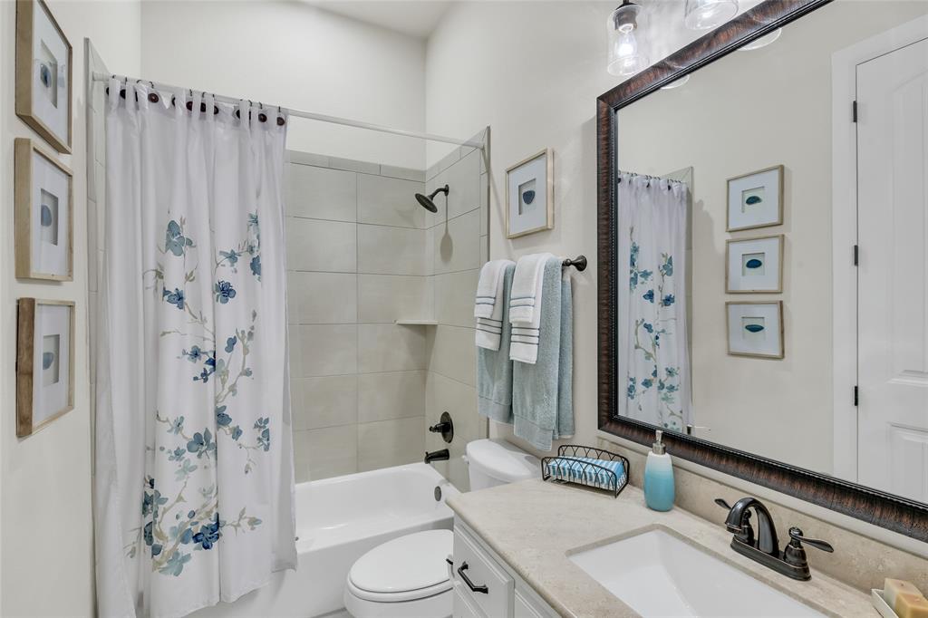 108 Falcon Crest Drive Property Photo 6