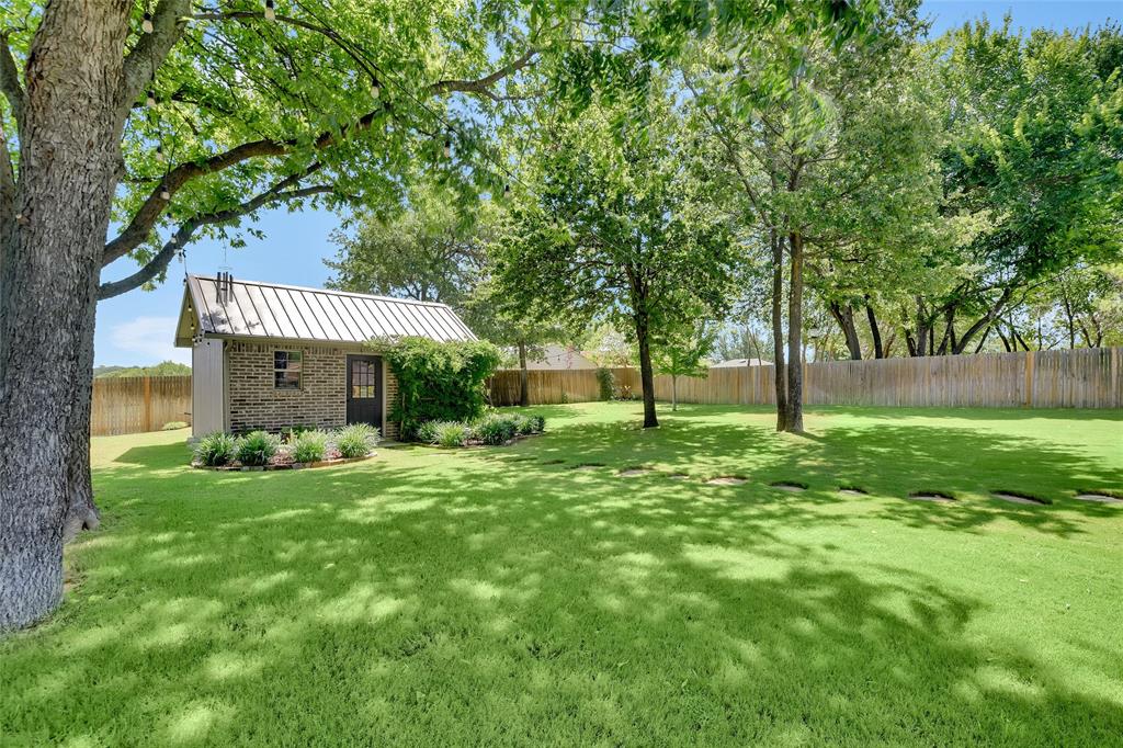 108 Falcon Crest Drive Property Photo 33