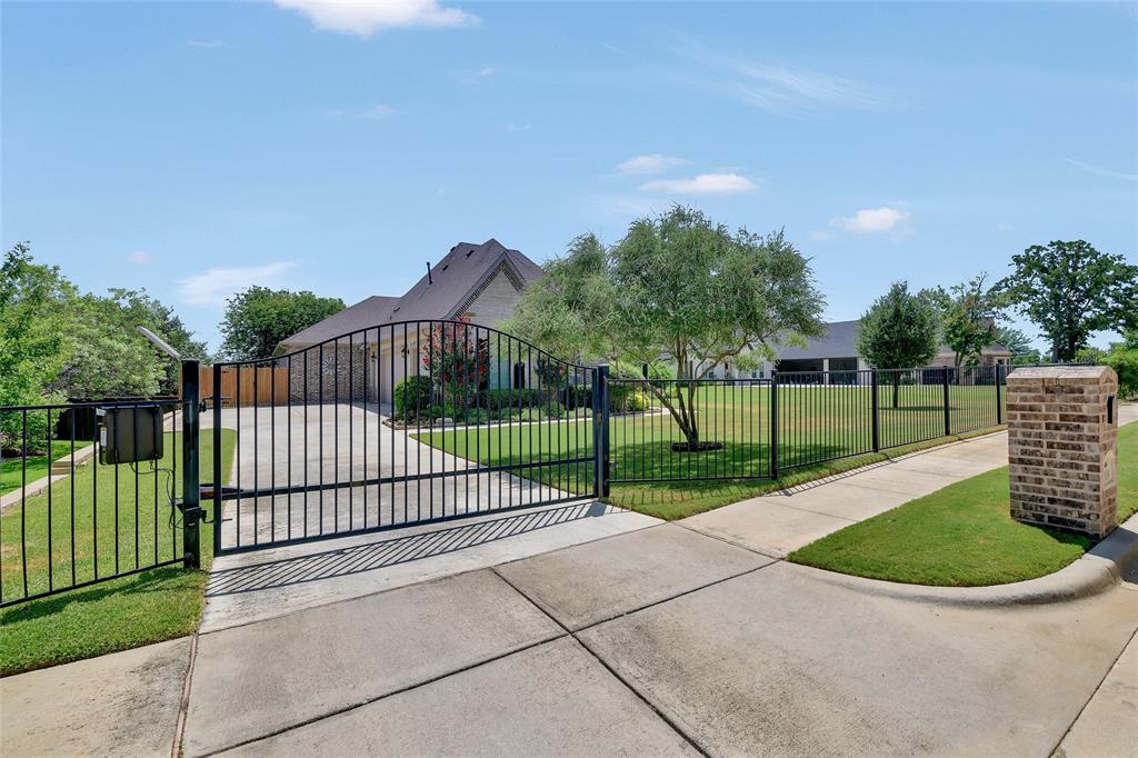 108 Falcon Crest Drive Property Photo 37