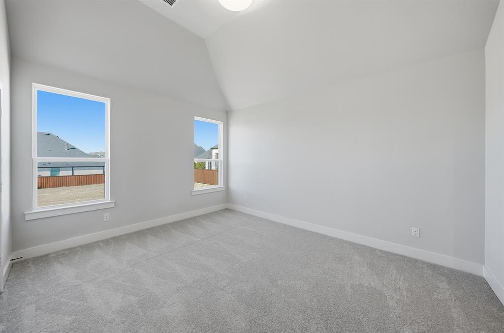 940 Shady Oaks Drive Property Photo 31
