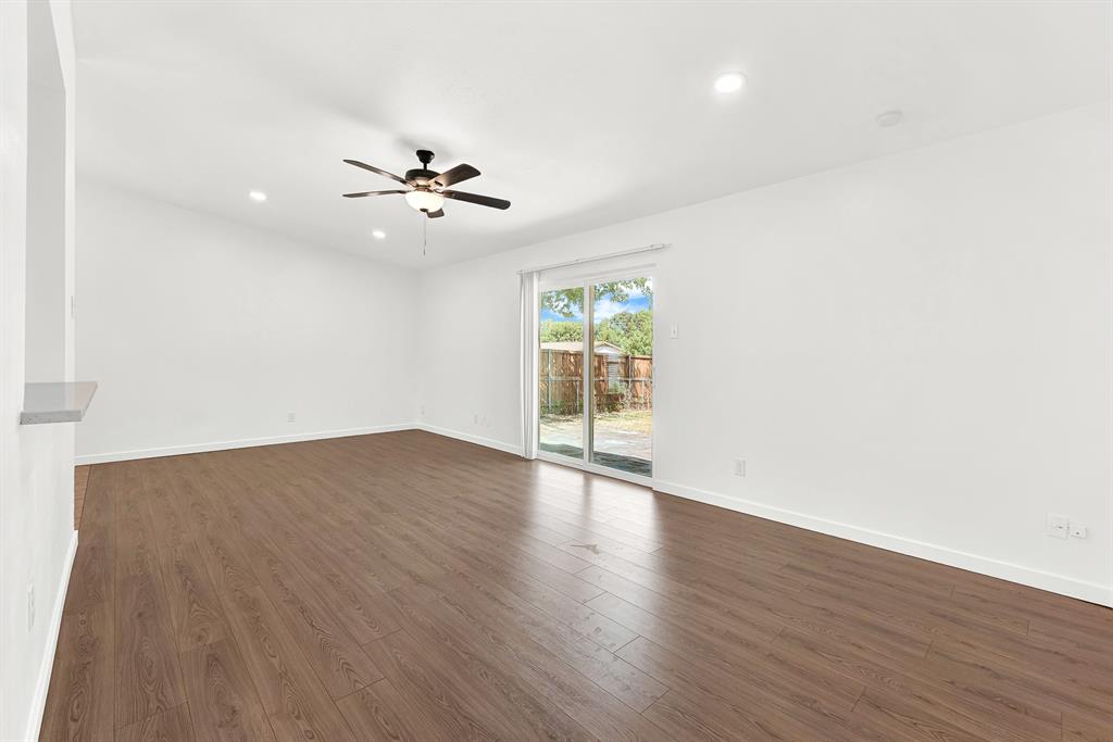 410 Melrose Drive Property Photo 8