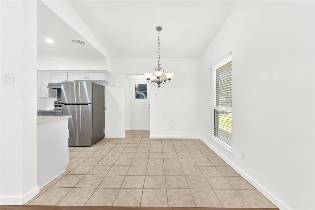 410 Melrose Drive Property Photo 9