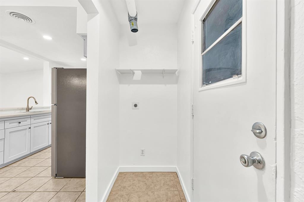 410 Melrose Drive Property Photo 18