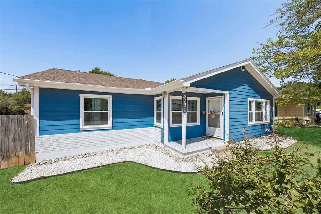 3290 Olive Place Property Photo 4
