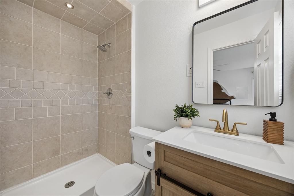 3290 Olive Place Property Photo 22