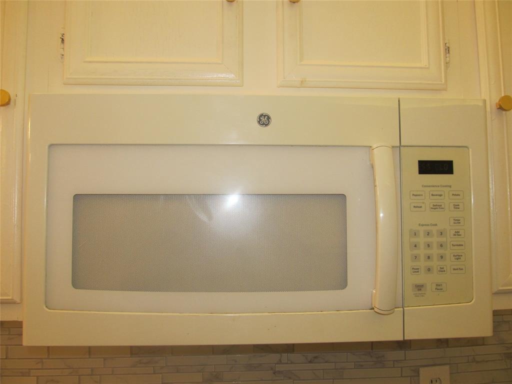 9600 Royal Lane 506 Property Photo 6