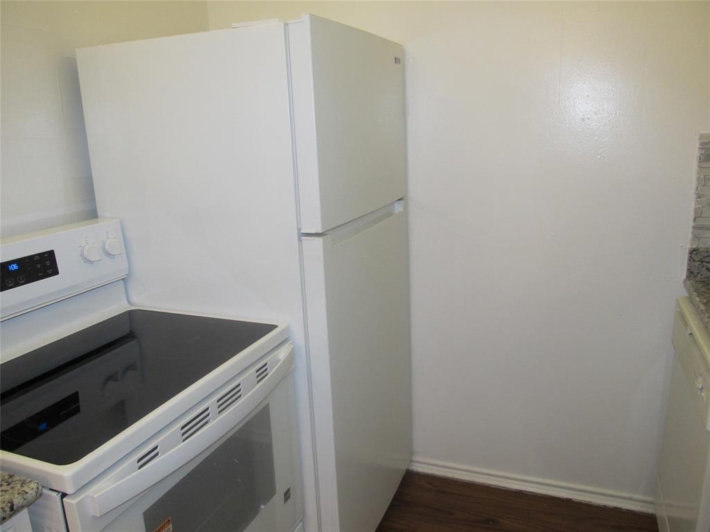9600 Royal Lane 506 Property Photo 8