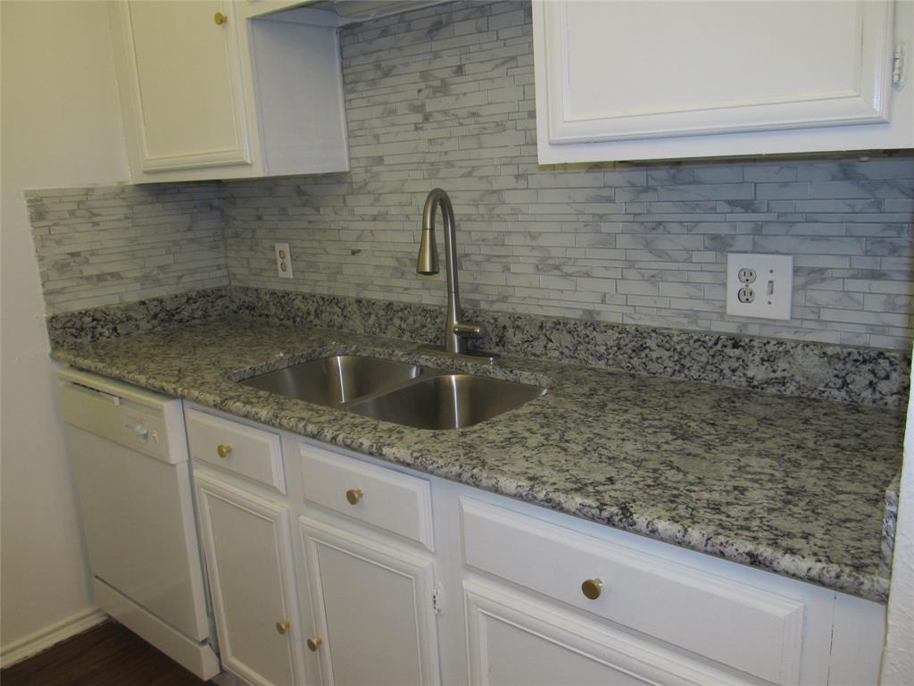 9600 Royal Lane 506 Property Photo 14