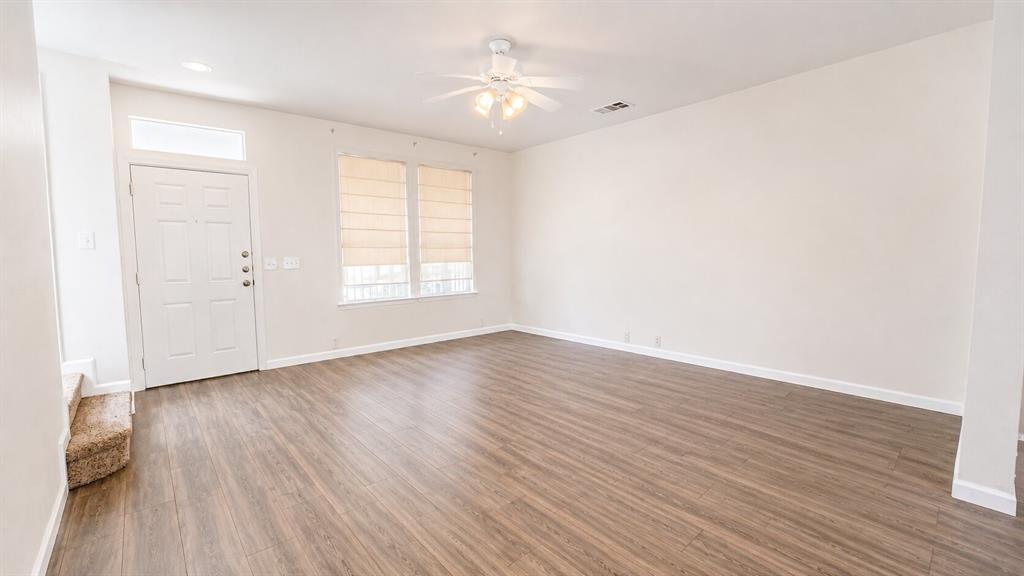 908 Greene Way Property Photo 8