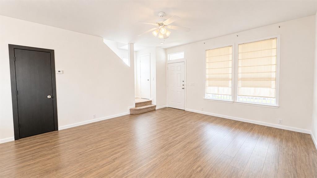 908 Greene Way Property Photo 11