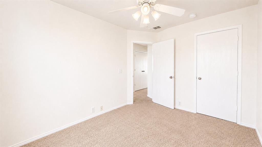 908 Greene Way Property Photo 12