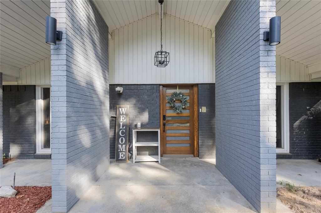 6947 Fm 2494 Property Photo 4