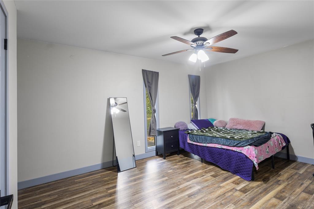 6947 Fm 2494 Property Photo 15