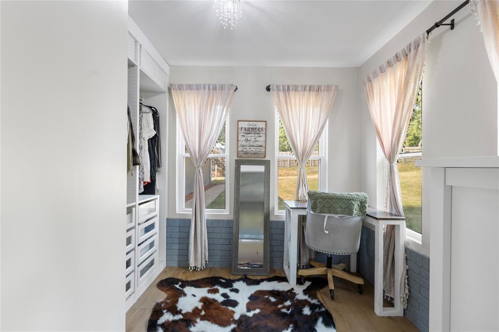 6947 Fm 2494 Property Photo 21