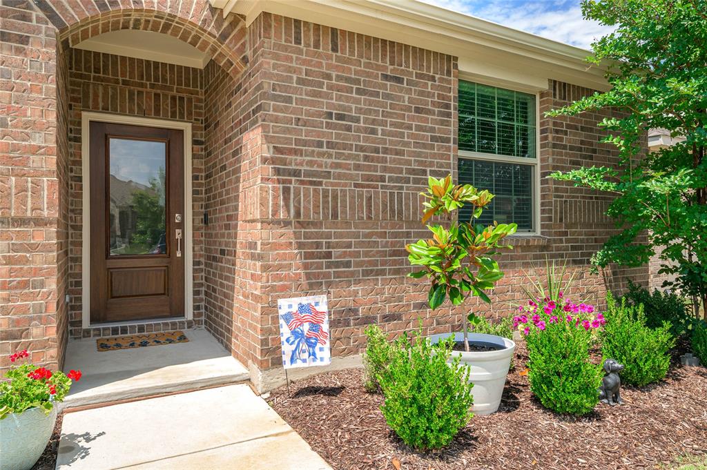 5829 Pensby Drive Property Photo 2