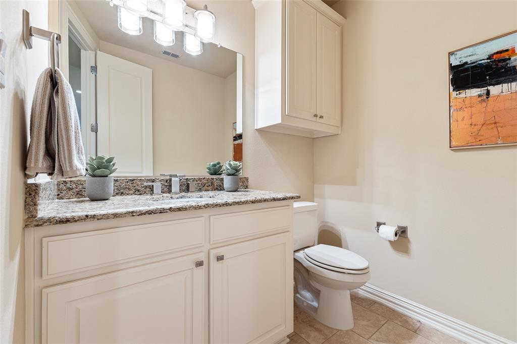 2811 Hood Street E Property Photo 11