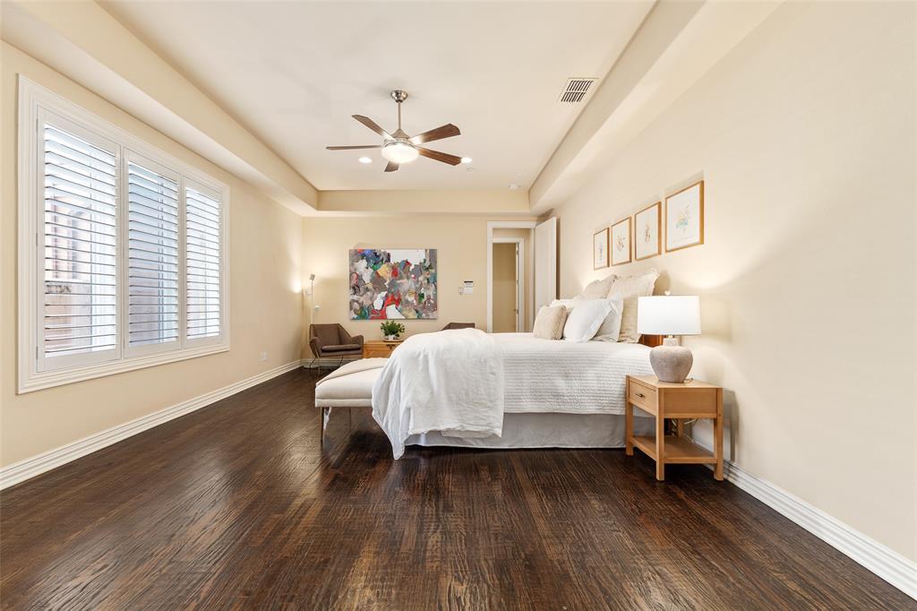 2811 Hood Street E Property Photo 12
