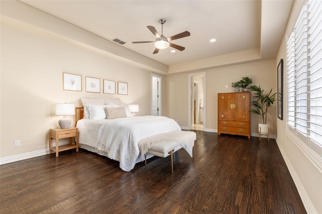 2811 Hood Street E Property Photo 14