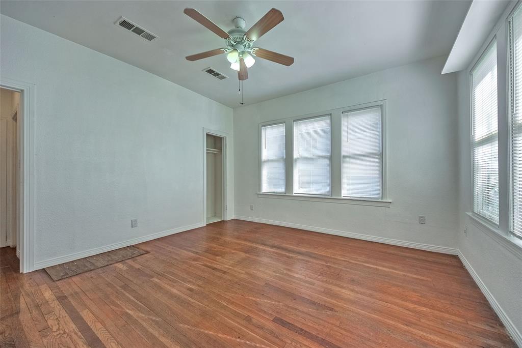 5407 Worth Street Property Photo 2