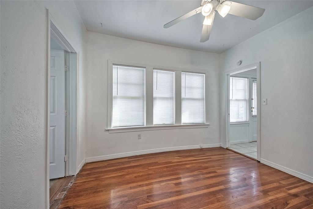 5407 Worth Street Property Photo 12