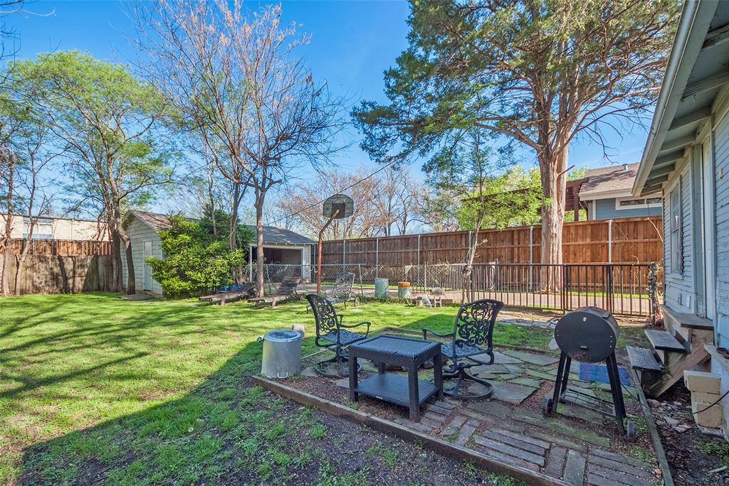 5407 Worth Street Property Photo 17
