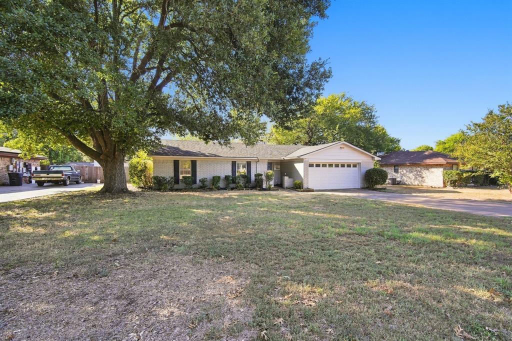 1215 Cindy Lane Property Photo 4