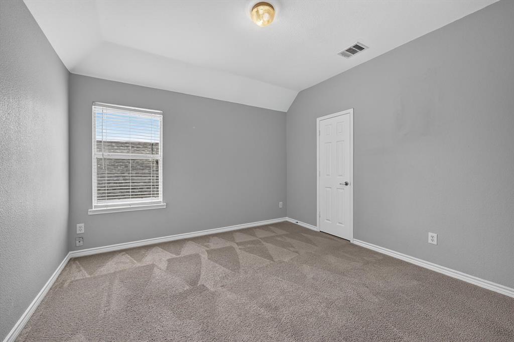 1013 Wenk Drive Property Photo 13