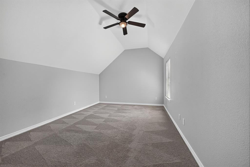 1013 Wenk Drive Property Photo 16