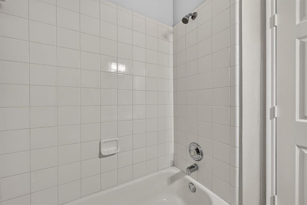 1013 Wenk Drive Property Photo 32