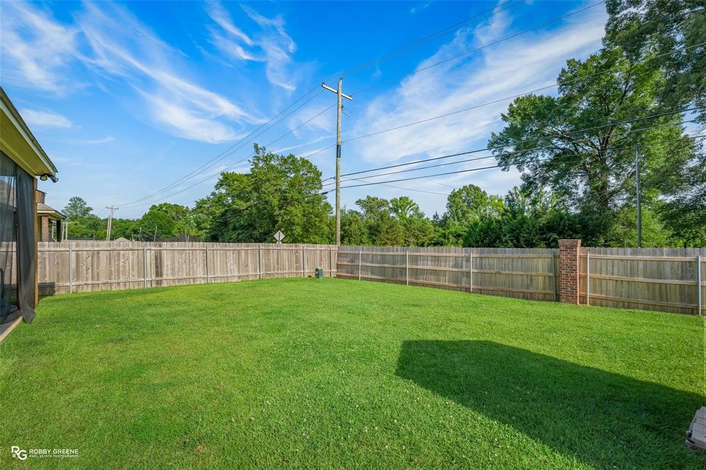 1008 Green Wood Circle Property Photo 33