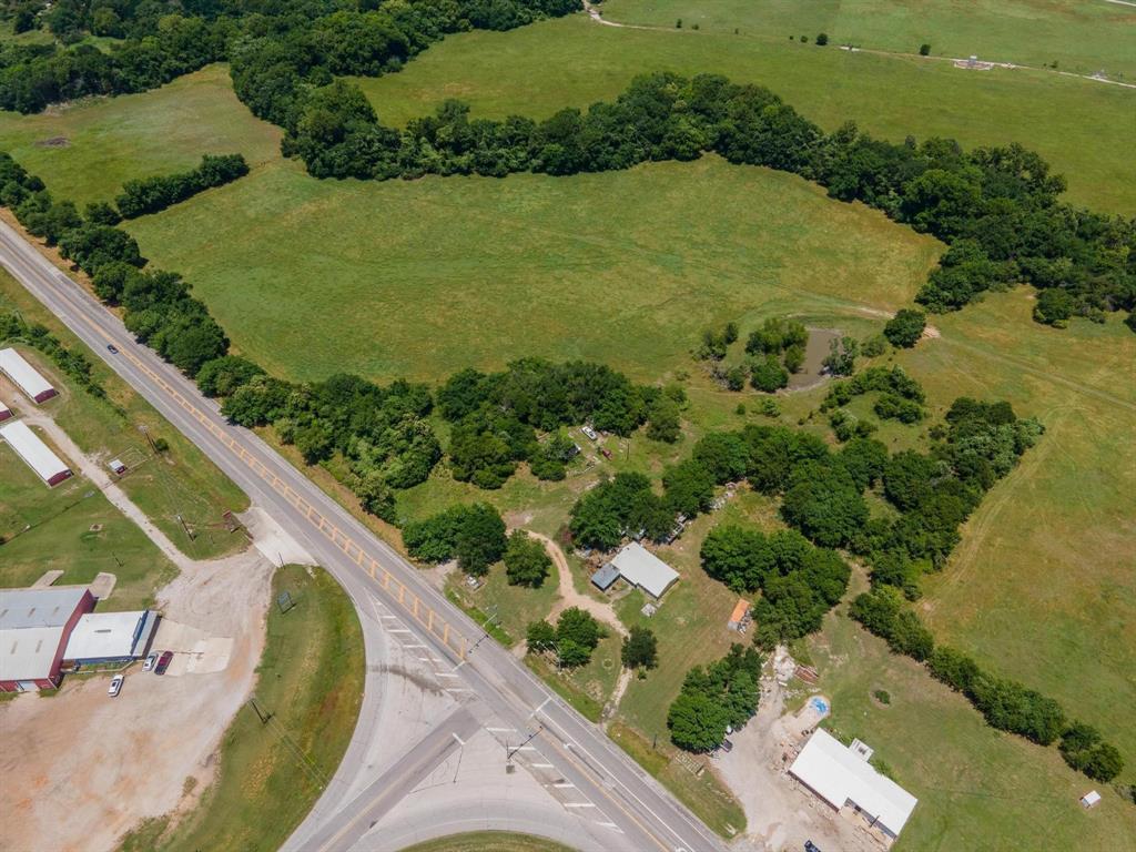 504 Highway 114 Property Photo 6